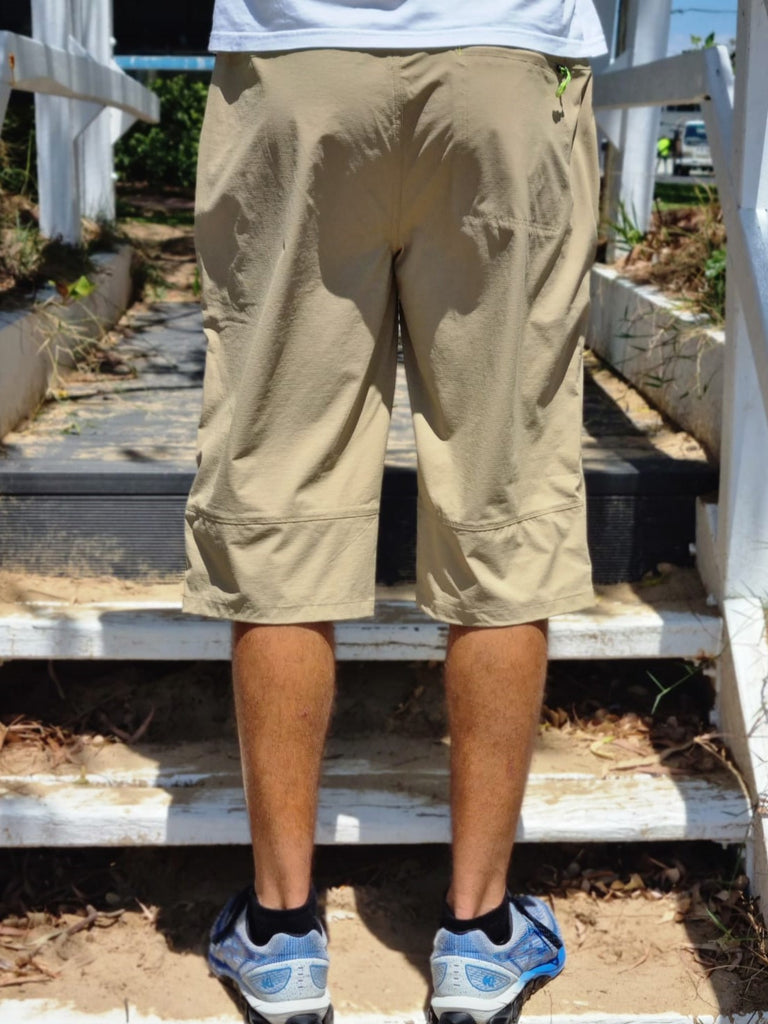 Quick Dry 3/4 Shorts  Three quarter below the knee shorts hub for men. –  Below the Knee Clothing